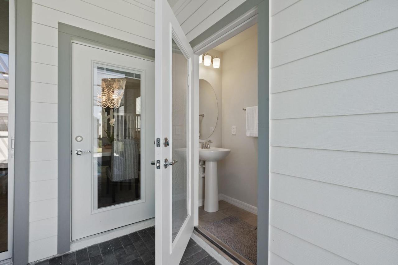New To Market New Construction 5 Bed Retreat In World Famous Windsor Island Davenport Bagian luar foto