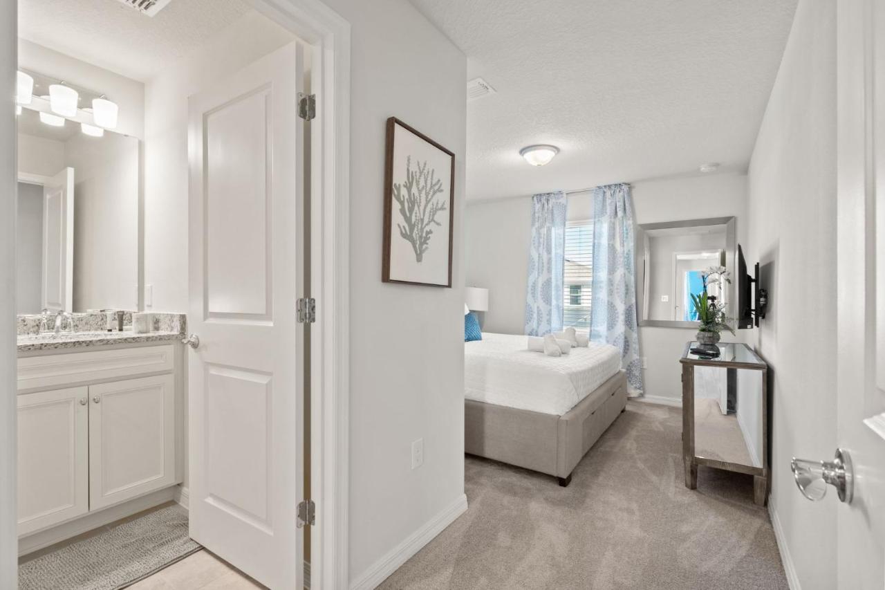 New To Market New Construction 5 Bed Retreat In World Famous Windsor Island Davenport Bagian luar foto